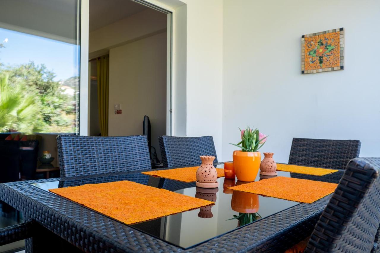 Stylish 2 Bedroom Apartment In Pegia Peyia Ngoại thất bức ảnh