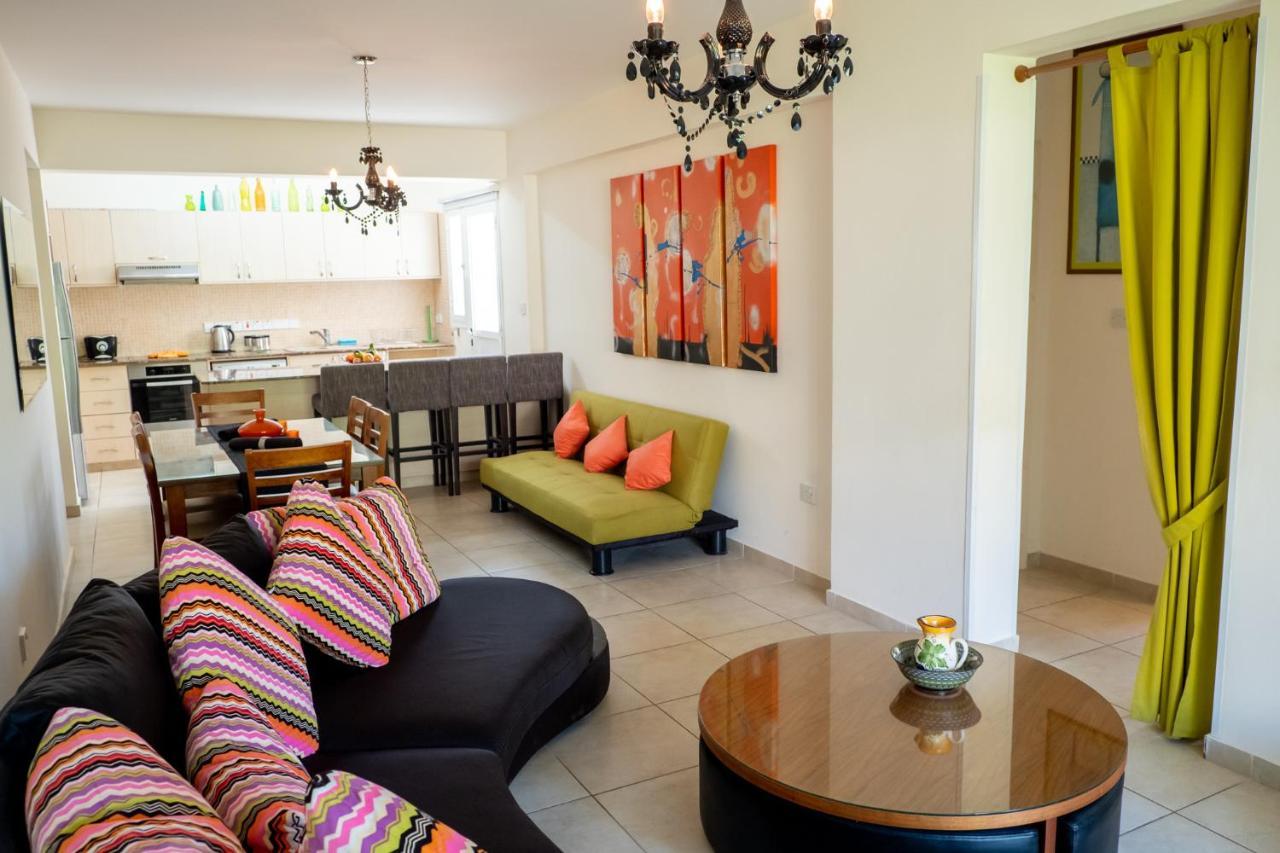 Stylish 2 Bedroom Apartment In Pegia Peyia Ngoại thất bức ảnh
