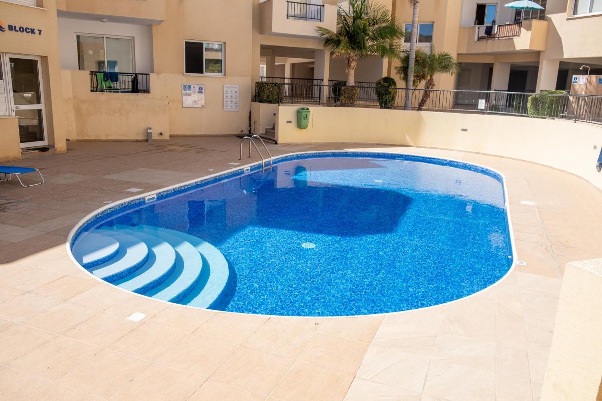 Stylish 2 Bedroom Apartment In Pegia Peyia Ngoại thất bức ảnh